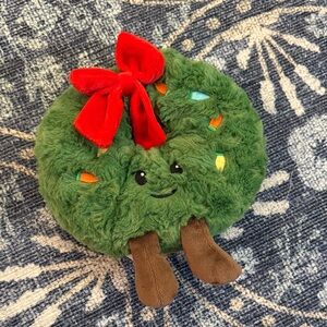 Gigglescape Small Plush Wreath NWOT
